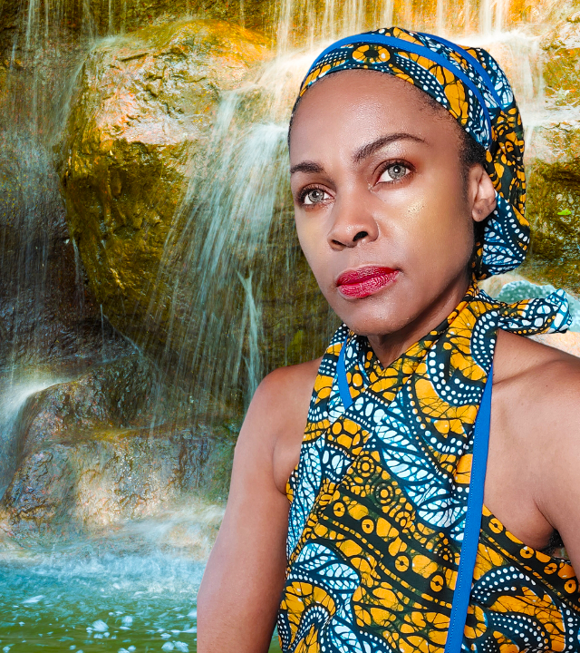 F29-T Lady's Congo Headwrap - Trimmed